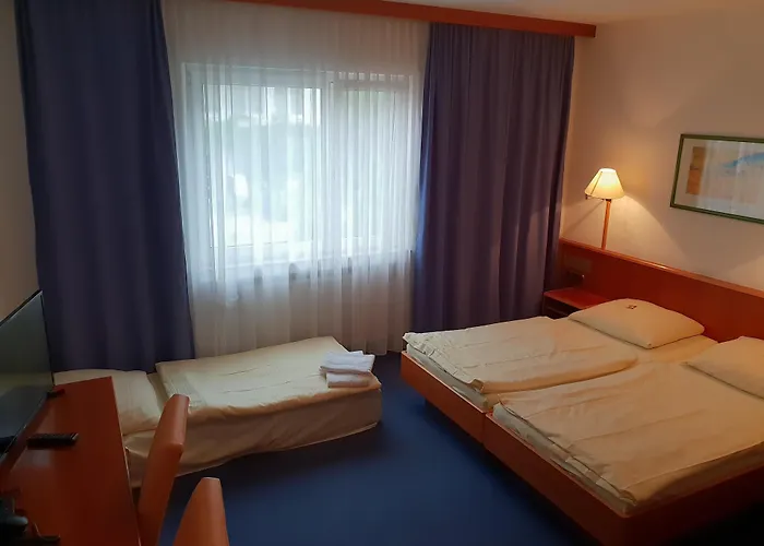 City Hotel Stuttgart מלון 3*