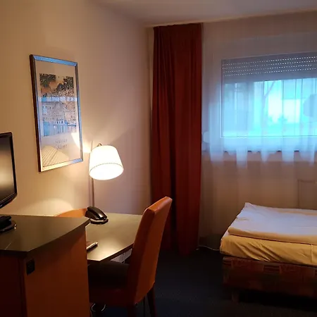 City Hotel Stuttgart 3*