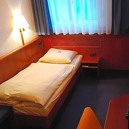Szálloda City Hotel Stuttgart 3*
